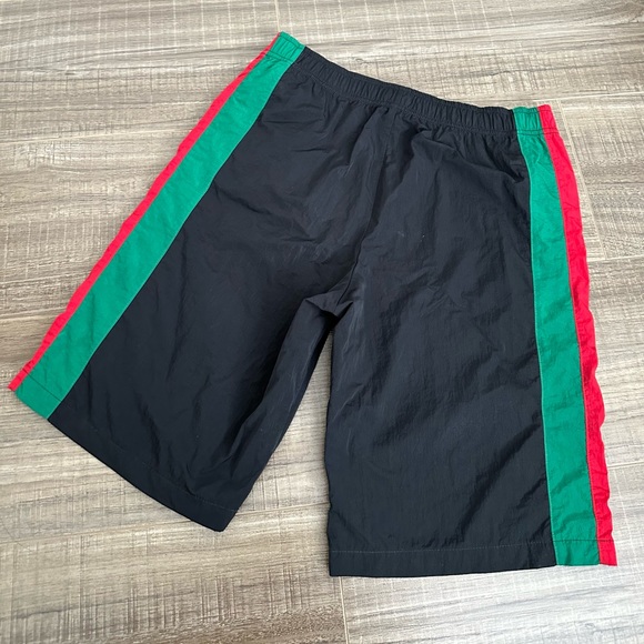 Gucci Kids classic Web Stripe short 10Y - Picture 2 of 2